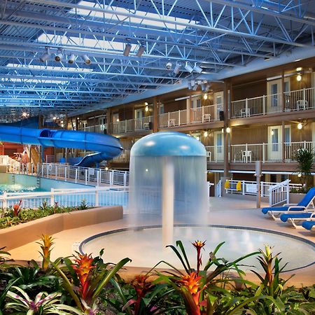 Travelodge By Wyndham Ottawa West Екстер'єр фото