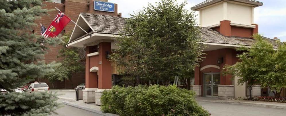 Travelodge By Wyndham Ottawa West Екстер'єр фото
